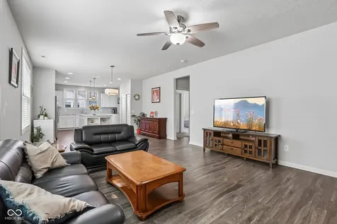 13456 Ravenswood Trail Fishers IN 46037