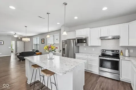 13456 Ravenswood Trail Fishers IN 46037