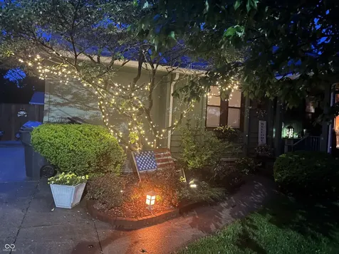 318 Vasbinder Drive Chesterfield IN 46017