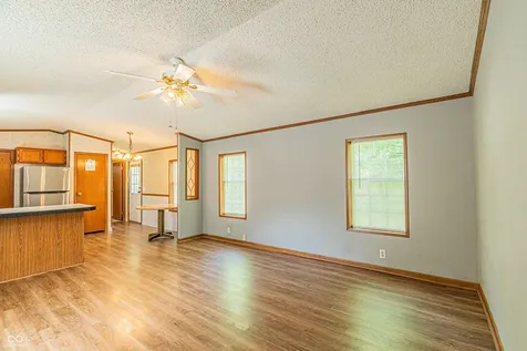 355 Gentlemen Place Cloverdale IN 46120