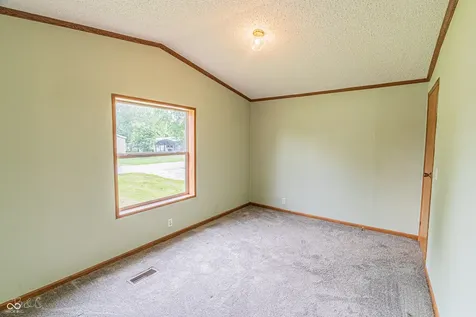 355 Gentlemen Place Cloverdale IN 46120