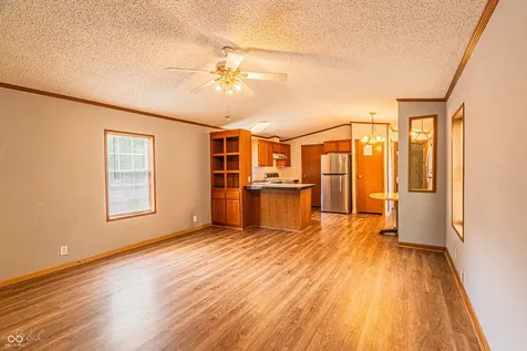 355 Gentlemen Place Cloverdale IN 46120