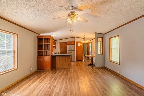 355 Gentlemen Place Cloverdale IN 46120