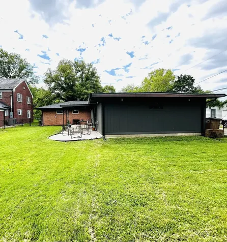 636 22nd Street Columbus IN 47201