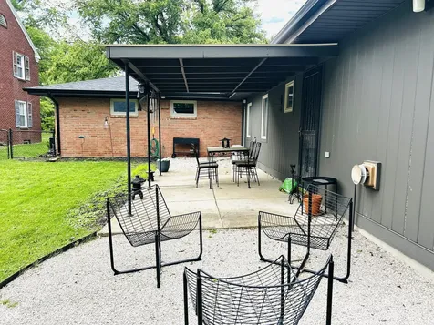 636 22nd Street Columbus IN 47201