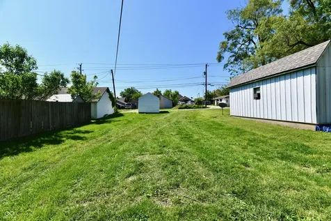59-61 E Washington Street Mooresville IN 46158