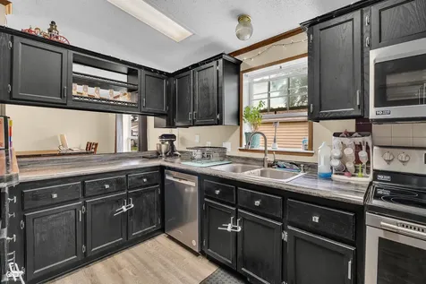 120 Hendricks Street Fillmore IN 46128