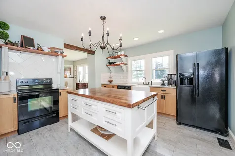 346 N 700 W Greenfield IN 46140