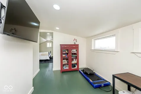 346 N 700 W Greenfield IN 46140