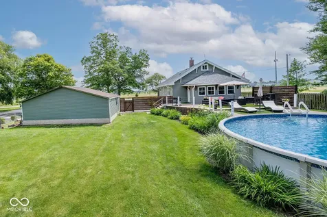 346 N 700 W Greenfield IN 46140