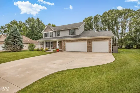 425 S Bridge Water Lane Muncie IN 47304