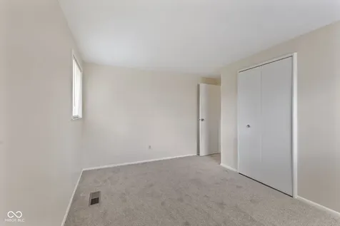 630 Lawndale Drive Greenwood IN 46142