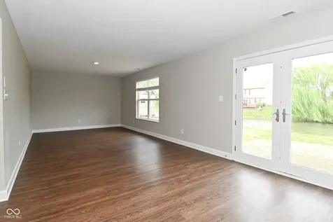 1066 Quarterhorse Run Bargersville IN 46106