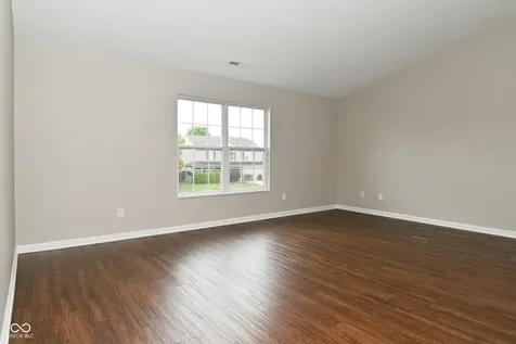1066 Quarterhorse Run Bargersville IN 46106