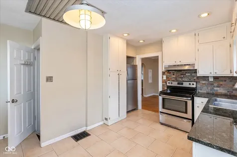 1210 Shannon Avenue Indianapolis IN 46201