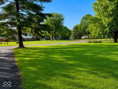 11314 Peacock Drive Indianapolis IN 46236
