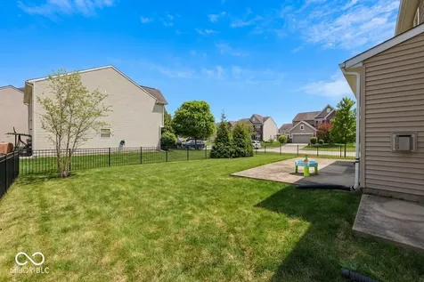2689 Falcon Drive Greenwood IN 46143
