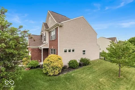 2689 Falcon Drive Greenwood IN 46143