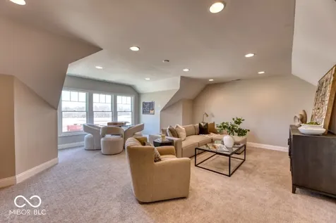 7086 Yosemite Drive Zionsville IN 46077