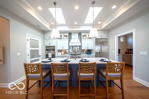 7086 Yosemite Drive Zionsville IN 46077