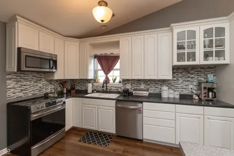11011 Oakspring Drive Indianapolis IN 46239