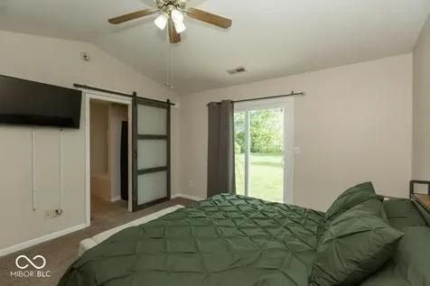 11011 Oakspring Drive Indianapolis IN 46239