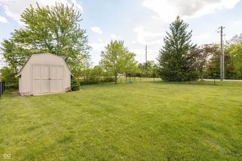 11011 Oakspring Drive Indianapolis IN 46239