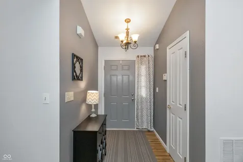 11011 Oakspring Drive Indianapolis IN 46239