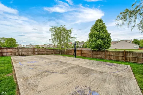2797 Knockawuddy Drive Brownsburg IN 46112