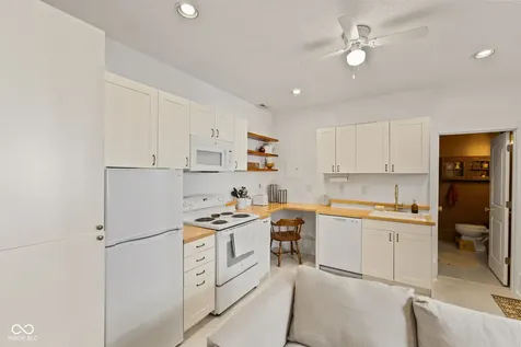 131 E 36th Street Indianapolis IN 46205