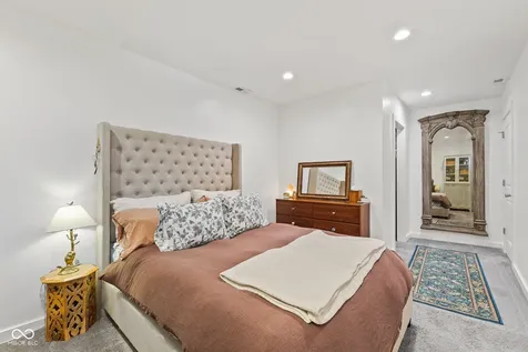 131 E 36th Street Indianapolis IN 46205