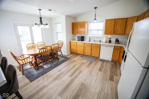 6735 W Odessa Way Mccordsville IN 46055