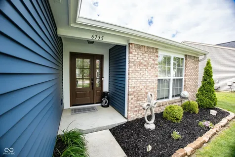 6735 W Odessa Way Mccordsville IN 46055