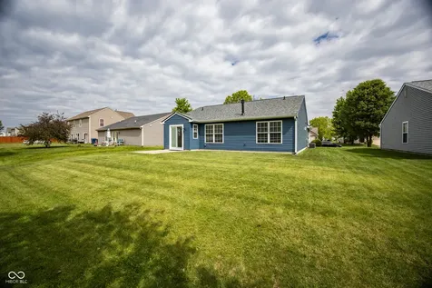 6735 W Odessa Way Mccordsville IN 46055
