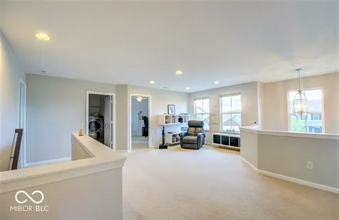 9875 N Port Drive Mccordsville IN 46055
