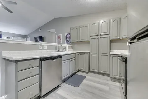 3460 Pleasant Creek Drive Indianapolis IN 46227