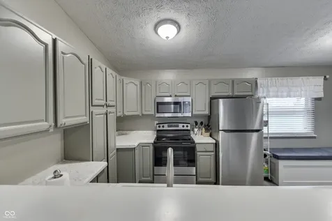 3460 Pleasant Creek Drive Indianapolis IN 46227