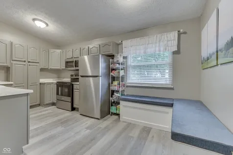 3460 Pleasant Creek Drive Indianapolis IN 46227