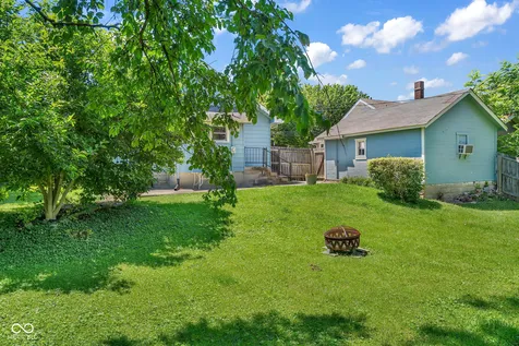 921 Walnut Street Franklin IN 46131