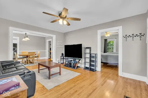921 Walnut Street Franklin IN 46131