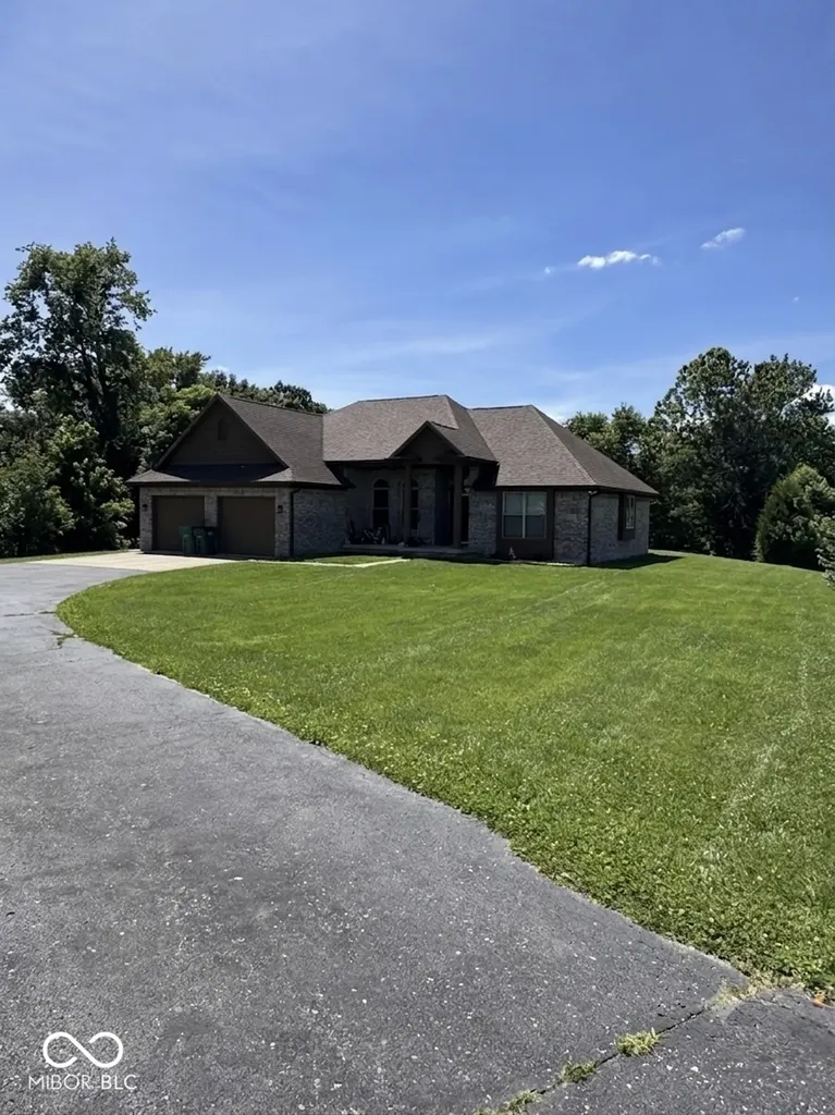 9400 N Viola Way Mooresville IN 46158