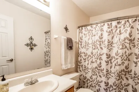 206 E Delaware Street Fortville IN 46040