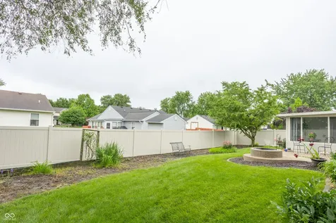 206 E Delaware Street Fortville IN 46040