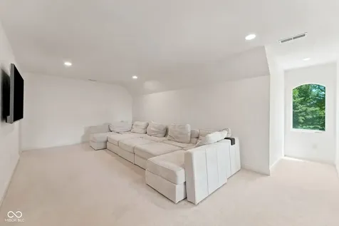 15479 Hidden Oaks Lane Carmel IN 46033