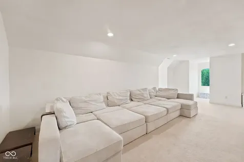 15479 Hidden Oaks Lane Carmel IN 46033