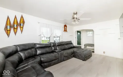 220 Lee Boulevard Seymour IN 47274