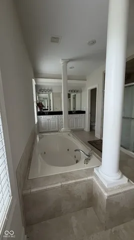 3268 W Hawthorne Drive W Carmel IN 46033