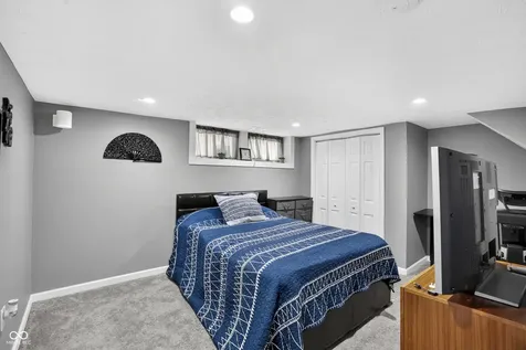 1145 W 35th Indianapolis IN 46208