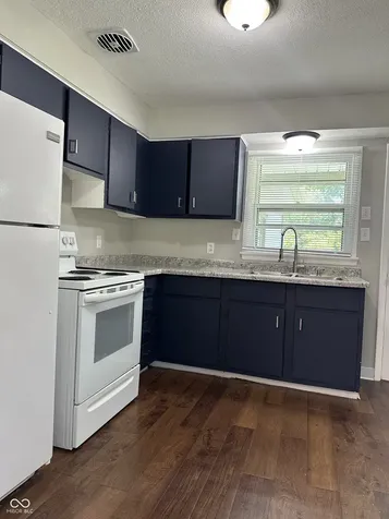 2107 W Coil Street Indianapolis IN 46260