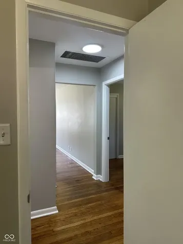 2107 W Coil Street Indianapolis IN 46260